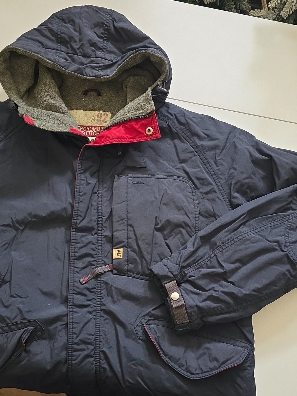 Abercrombie & Fitch Men's Navy Puffer Jacket with Red Trim